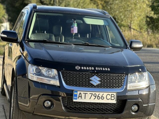 Черный Сузуки Гранд Витара, объемом двигателя 1.9 л и пробегом 225 тыс. км за 10299 $, фото 2 на Automoto.ua