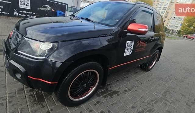 Сузуки Гранд Витара 2011 в Софіївська Борщагівка на Automoto.ua Черный Сузуки Гранд Витара, объемом двигателя 2.4 л и пробегом 137 тыс. км за 12000 $, фото 4 на Automoto.ua