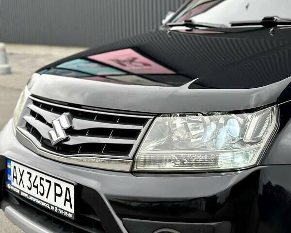Чорний Сузукі Гранд Вітара, об'ємом двигуна 2.39 л та пробігом 155 тис. км за 13900 $, фото 2 на Automoto.ua