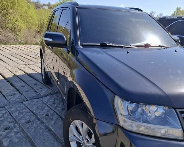 Чорний Сузукі Гранд Вітара, об'ємом двигуна 2.39 л та пробігом 142 тис. км за 13000 $, фото 7 на Automoto.ua
