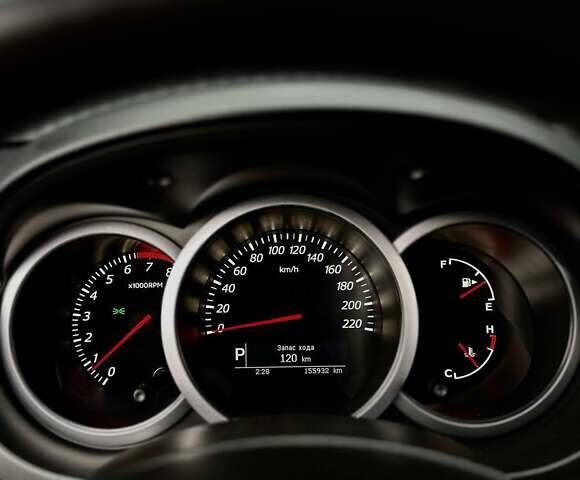 Чорний Сузукі Гранд Вітара, об'ємом двигуна 2.39 л та пробігом 155 тис. км за 13900 $, фото 14 на Automoto.ua