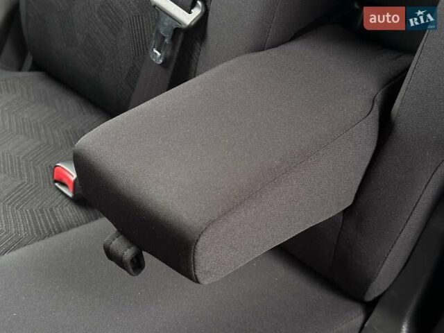 Черный Сузуки Гранд Витара, объемом двигателя 2.39 л и пробегом 66 тыс. км за 15500 $, фото 25 на Automoto.ua