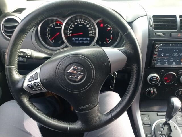 Коричневый Сузуки Гранд Витара, объемом двигателя 2.4 л и пробегом 140 тыс. км за 14000 $, фото 6 на Automoto.ua