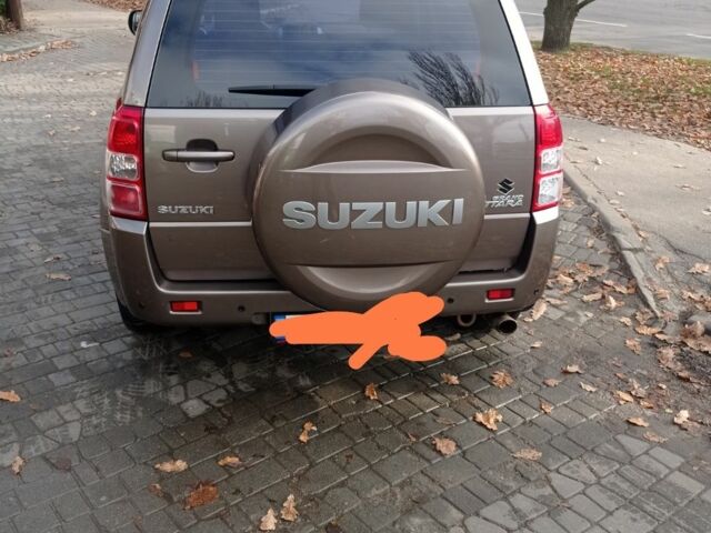 Коричневый Сузуки Гранд Витара, объемом двигателя 2.4 л и пробегом 140 тыс. км за 14000 $, фото 7 на Automoto.ua