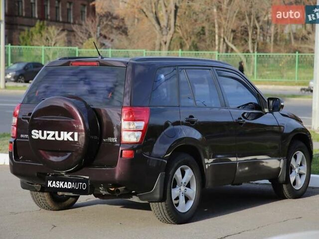 Коричневый Сузуки Гранд Витара, объемом двигателя 2.39 л и пробегом 225 тыс. км за 9500 $, фото 5 на Automoto.ua