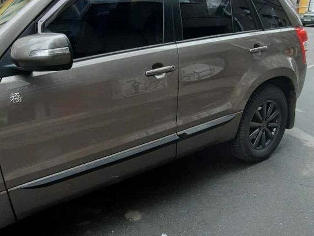 Коричневый Сузуки Гранд Витара, объемом двигателя 2.4 л и пробегом 92 тыс. км за 12700 $, фото 2 на Automoto.ua