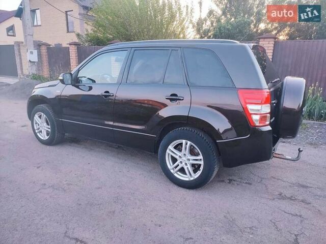 Коричневый Сузуки Гранд Витара, объемом двигателя 1.9 л и пробегом 215 тыс. км за 12600 $, фото 4 на Automoto.ua