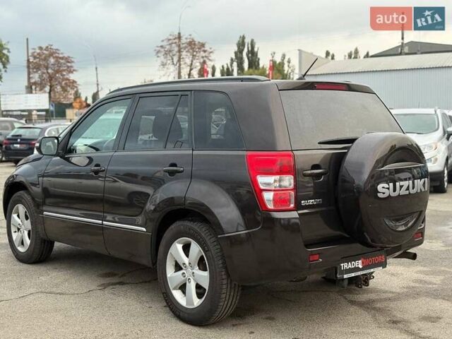 Коричневый Сузуки Гранд Витара, объемом двигателя 2.39 л и пробегом 227 тыс. км за 12490 $, фото 7 на Automoto.ua