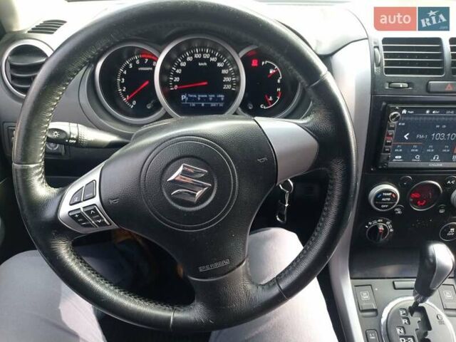 Коричневый Сузуки Гранд Витара, объемом двигателя 2.39 л и пробегом 141 тыс. км за 12800 $, фото 2 на Automoto.ua