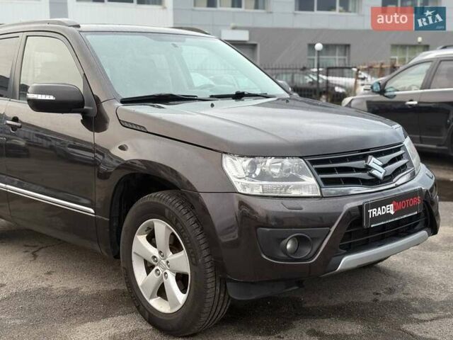 Коричневый Сузуки Гранд Витара, объемом двигателя 2.39 л и пробегом 227 тыс. км за 12490 $, фото 1 на Automoto.ua