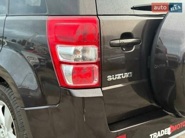 Коричневый Сузуки Гранд Витара, объемом двигателя 2.39 л и пробегом 227 тыс. км за 12490 $, фото 9 на Automoto.ua