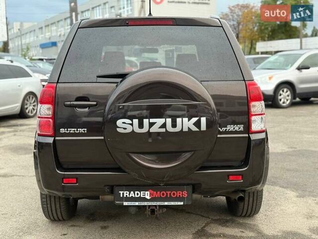 Коричневый Сузуки Гранд Витара, объемом двигателя 2.39 л и пробегом 227 тыс. км за 12490 $, фото 10 на Automoto.ua