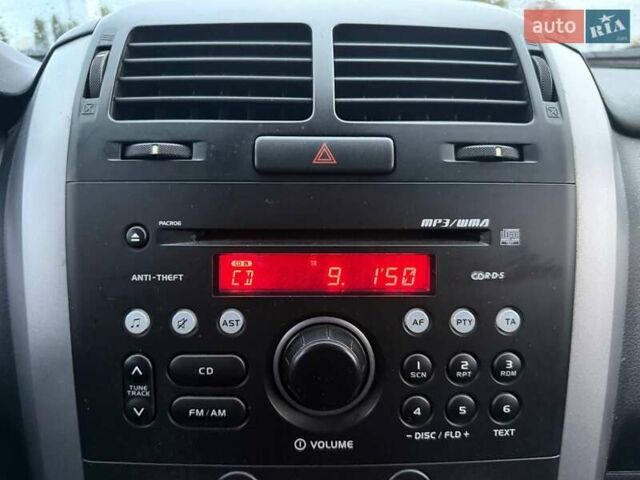 Коричневый Сузуки Гранд Витара, объемом двигателя 2.39 л и пробегом 227 тыс. км за 12490 $, фото 22 на Automoto.ua