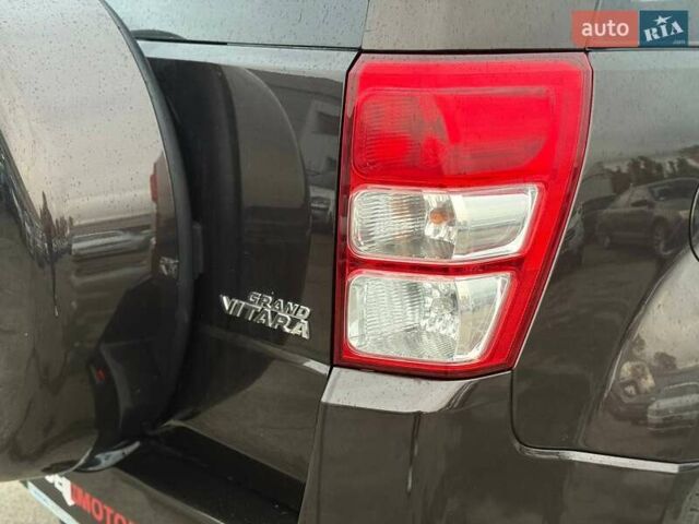 Коричневый Сузуки Гранд Витара, объемом двигателя 2.39 л и пробегом 227 тыс. км за 12490 $, фото 11 на Automoto.ua