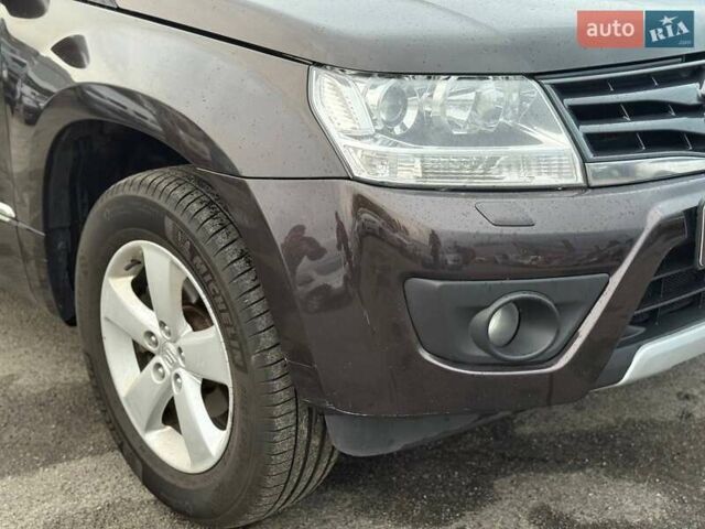Коричневый Сузуки Гранд Витара, объемом двигателя 2.39 л и пробегом 227 тыс. км за 12490 $, фото 2 на Automoto.ua