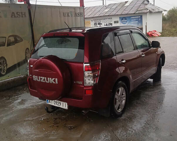 Червоний Сузукі Гранд Вітара, об'ємом двигуна 2 л та пробігом 295 тис. км за 6800 $, фото 3 на Automoto.ua