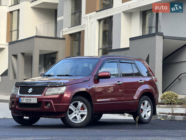 Червоний Сузукі Гранд Вітара, об'ємом двигуна 2 л та пробігом 281 тис. км за 6200 $, фото 3 на Automoto.ua