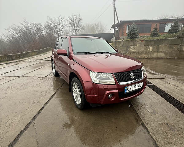 Красный Сузуки Гранд Витара, объемом двигателя 2 л и пробегом 277 тыс. км за 6700 $, фото 5 на Automoto.ua