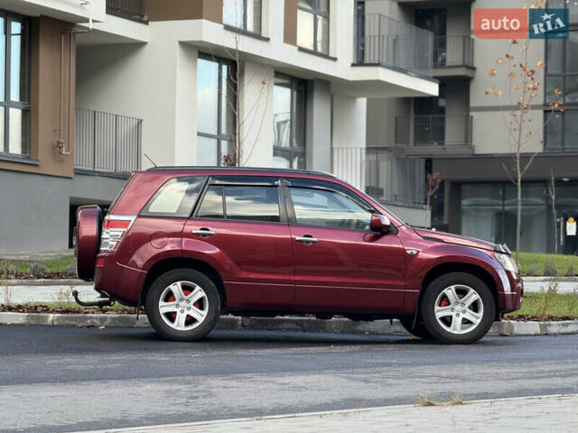 Червоний Сузукі Гранд Вітара, об'ємом двигуна 2 л та пробігом 281 тис. км за 6200 $, фото 10 на Automoto.ua