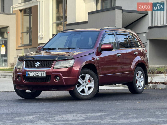 Червоний Сузукі Гранд Вітара, об'ємом двигуна 2 л та пробігом 281 тис. км за 6200 $, фото 2 на Automoto.ua