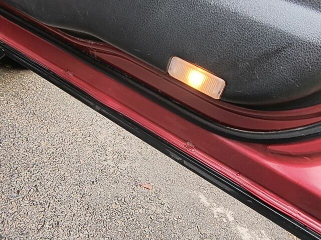 Красный Сузуки Гранд Витара, объемом двигателя 2.7 л и пробегом 176 тыс. км за 5900 $, фото 12 на Automoto.ua