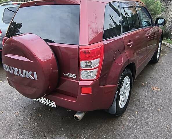 Сузуки Гранд Витара 2007 в Конотопе на Automoto.ua Красный Сузуки Гранд Витара, объемом двигателя 2.7 л и пробегом 176 тыс. км за 5900 $, фото 41 на Automoto.ua