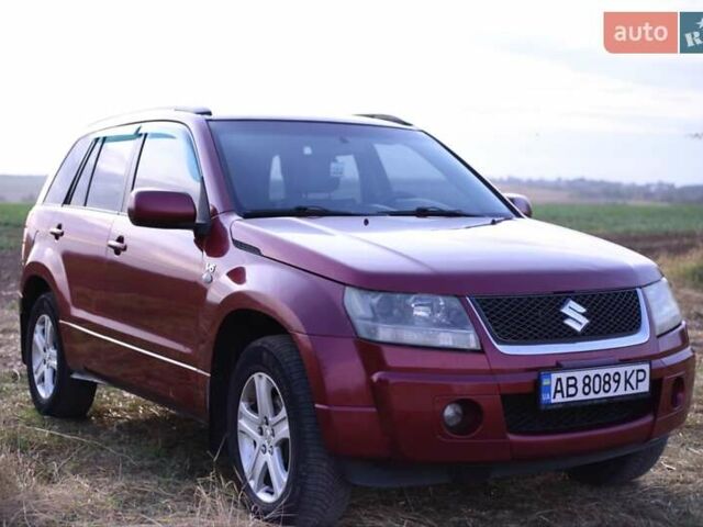 Червоний Сузукі Гранд Вітара, об'ємом двигуна 2.7 л та пробігом 224 тис. км за 7500 $, фото 7 на Automoto.ua