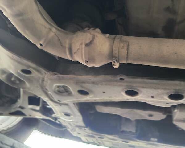 Сузуки Гранд Витара 2007 в Конотопе на Automoto.ua Красный Сузуки Гранд Витара, объемом двигателя 2.7 л и пробегом 176 тыс. км за 5900 $, фото 19 на Automoto.ua