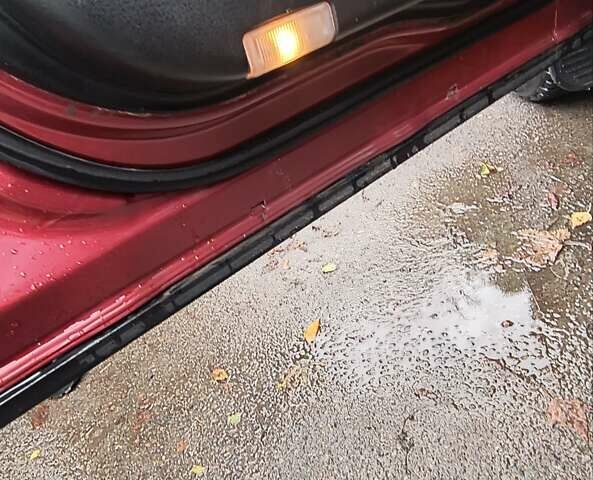 Сузуки Гранд Витара 2007 в Конотопе на Automoto.ua Красный Сузуки Гранд Витара, объемом двигателя 2.7 л и пробегом 176 тыс. км за 5900 $, фото 29 на Automoto.ua