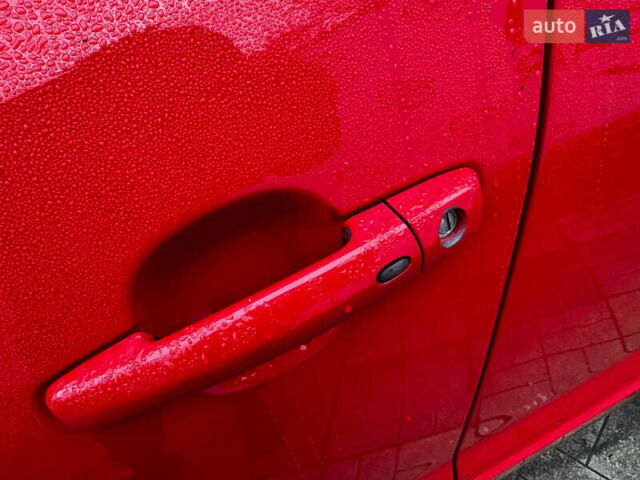 Красный Сузуки Гранд Витара, объемом двигателя 2 л и пробегом 195 тыс. км за 7500 $, фото 14 на Automoto.ua