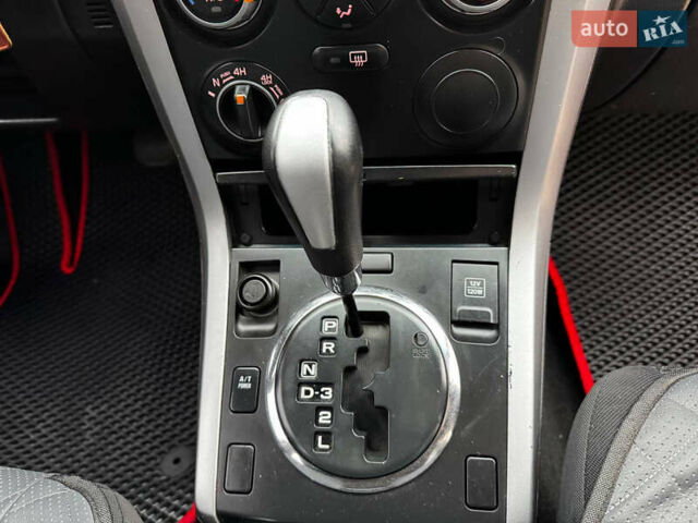 Красный Сузуки Гранд Витара, объемом двигателя 2 л и пробегом 195 тыс. км за 7500 $, фото 13 на Automoto.ua