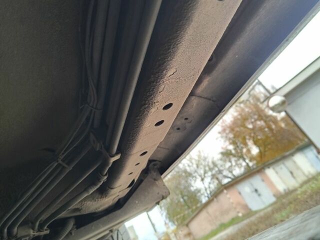 Красный Сузуки Гранд Витара, объемом двигателя 2.7 л и пробегом 176 тыс. км за 5900 $, фото 7 на Automoto.ua