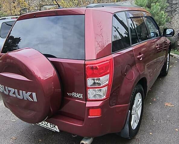 Сузуки Гранд Витара 2007 в Конотопе на Automoto.ua Красный Сузуки Гранд Витара, объемом двигателя 2.7 л и пробегом 176 тыс. км за 5900 $, фото 36 на Automoto.ua