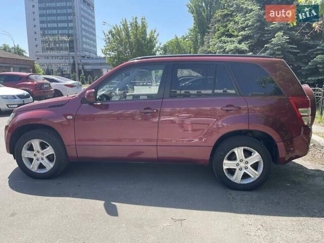 Красный Сузуки Гранд Витара, объемом двигателя 2 л и пробегом 258 тыс. км за 7900 $, фото 12 на Automoto.ua