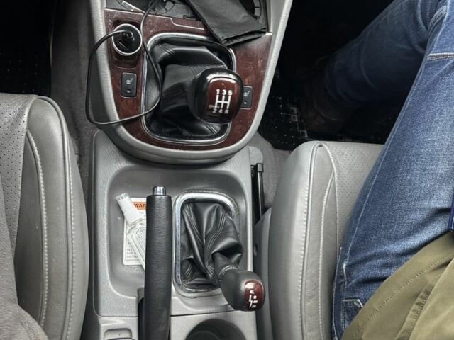 Красный Сузуки Гранд Витара, объемом двигателя 2 л и пробегом 189 тыс. км за 4500 $, фото 7 на Automoto.ua