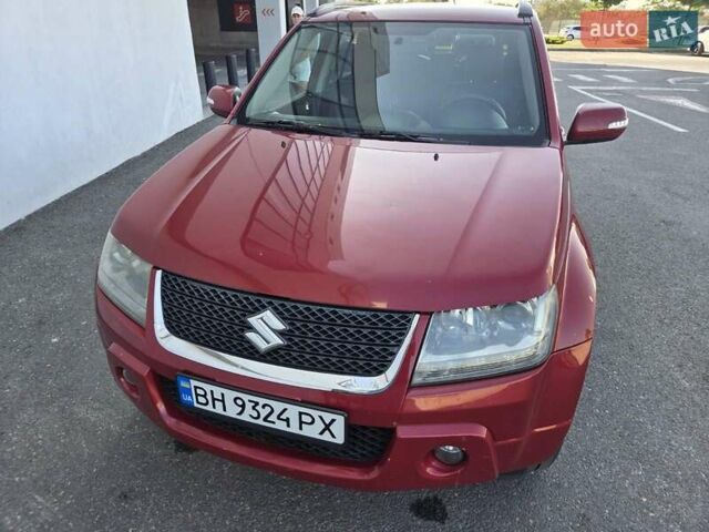 Червоний Сузукі Гранд Вітара, об'ємом двигуна 2.4 л та пробігом 161 тис. км за 10000 $, фото 6 на Automoto.ua
