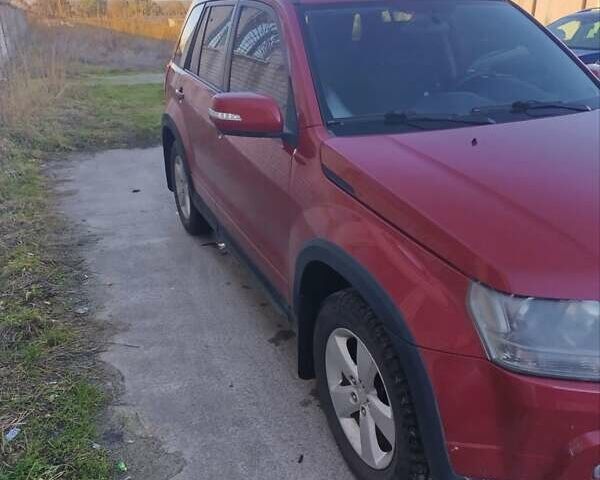 Красный Сузуки Гранд Витара, объемом двигателя 2.39 л и пробегом 171 тыс. км за 13000 $, фото 5 на Automoto.ua