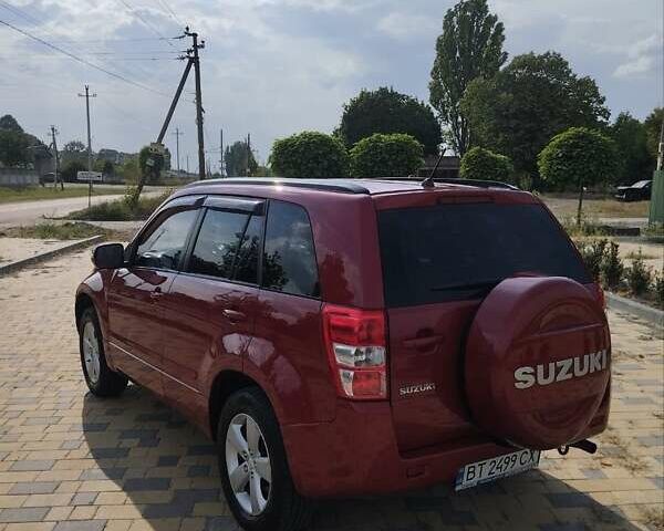 Червоний Сузукі Гранд Вітара, об'ємом двигуна 2.4 л та пробігом 172 тис. км за 8450 $, фото 5 на Automoto.ua
