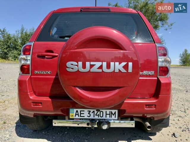 Красный Сузуки Гранд Витара, объемом двигателя 2.39 л и пробегом 35 тыс. км за 13900 $, фото 5 на Automoto.ua
