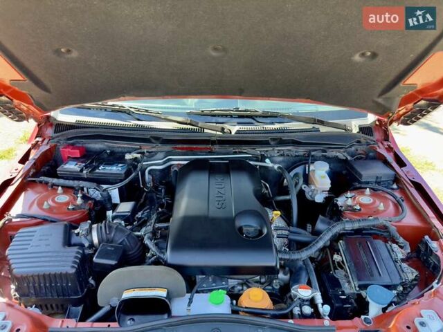 Красный Сузуки Гранд Витара, объемом двигателя 2.39 л и пробегом 35 тыс. км за 13900 $, фото 17 на Automoto.ua