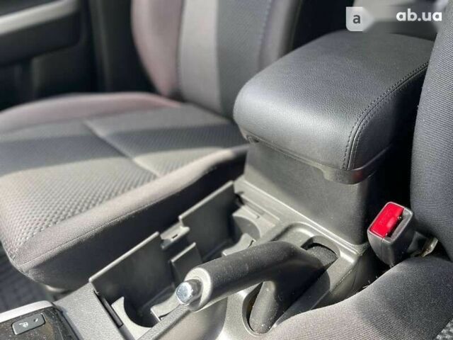 Сузукі Гранд Вітара, об'ємом двигуна 2 л та пробігом 148 тис. км за 8990 $, фото 19 на Automoto.ua