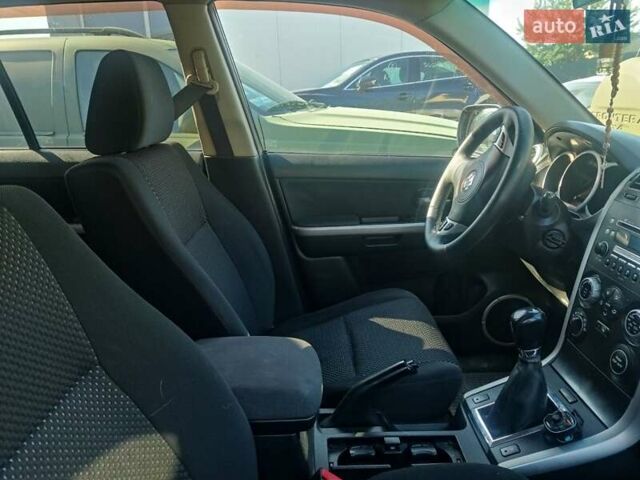 Сузукі Гранд Вітара, об'ємом двигуна 2 л та пробігом 250 тис. км за 7500 $, фото 8 на Automoto.ua