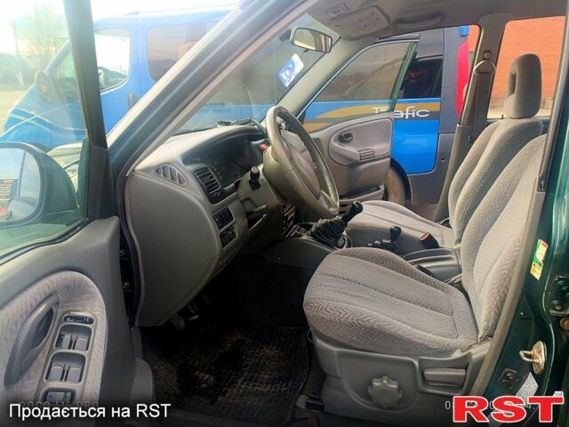 Сузуки Гранд Витара, объемом двигателя 2 л и пробегом 286 тыс. км за 2900 $, фото 8 на Automoto.ua