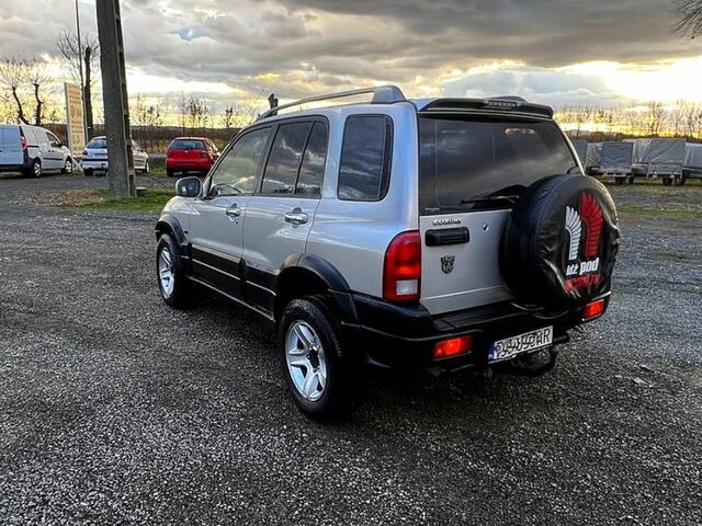 Сузуки Гранд Витара, объемом двигателя 2 л и пробегом 293 тыс. км за 1620 $, фото 3 на Automoto.ua