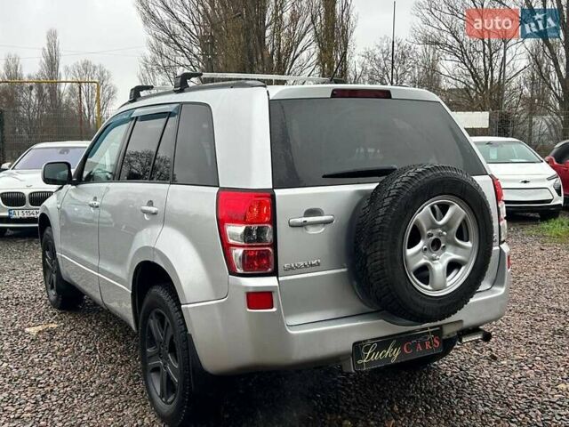 Сузуки Гранд Витара, объемом двигателя 2 л и пробегом 217 тыс. км за 6900 $, фото 6 на Automoto.ua