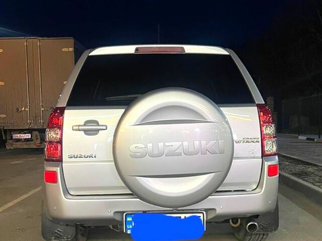 Сузуки Гранд Витара, объемом двигателя 2 л и пробегом 250 тыс. км за 8000 $, фото 1 на Automoto.ua