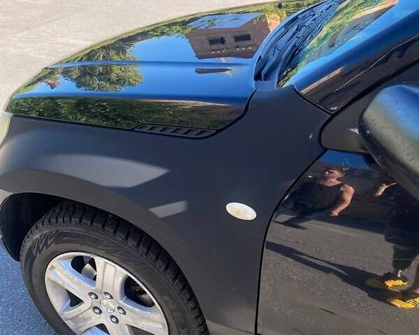 Сузуки Гранд Витара, объемом двигателя 2 л и пробегом 211 тыс. км за 6000 $, фото 5 на Automoto.ua