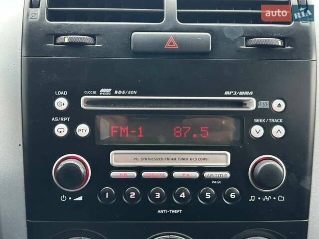 Сузуки Гранд Витара, объемом двигателя 2 л и пробегом 217 тыс. км за 6900 $, фото 24 на Automoto.ua