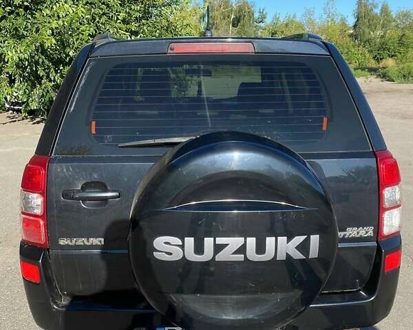 Сузуки Гранд Витара, объемом двигателя 2 л и пробегом 211 тыс. км за 6000 $, фото 4 на Automoto.ua