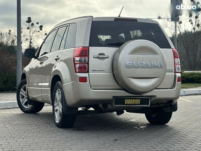Сузуки Гранд Витара, объемом двигателя 2 л и пробегом 242 тыс. км за 7500 $, фото 19 на Automoto.ua
